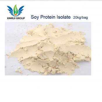 Como é produzido o isolado de proteína de soja?